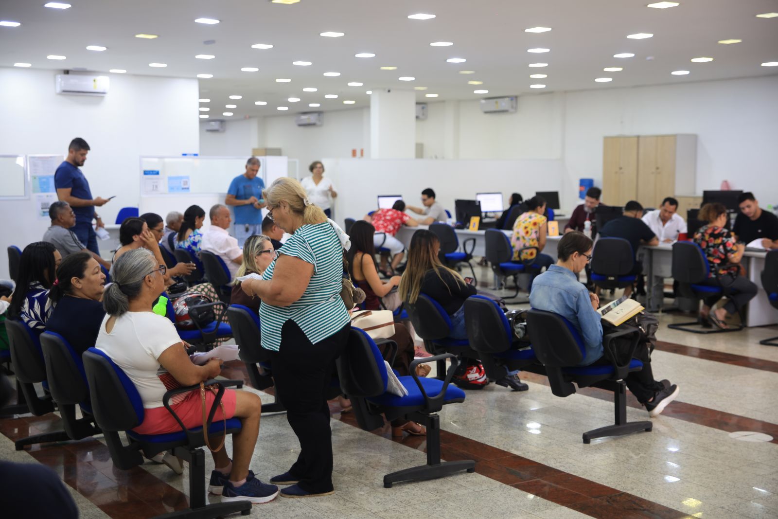 A emissão pode ser feita presencialmente, em postos de atendimento da Prefeitura